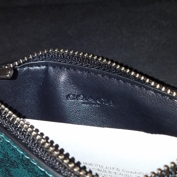 Coach CC & ID Wallet - Picture 4 of 4